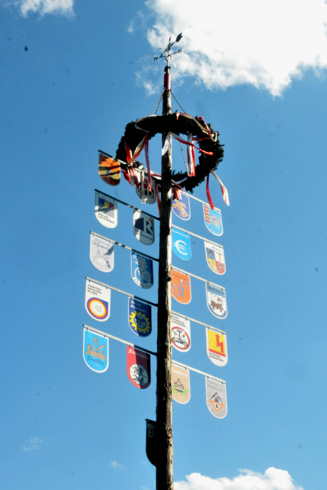 Ziegelhausen Maibaum Gewerbeverein5
